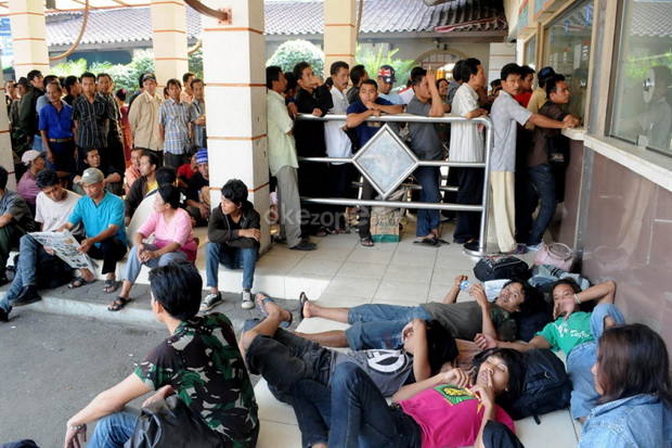 Kurang 24 Jam, Tiket...