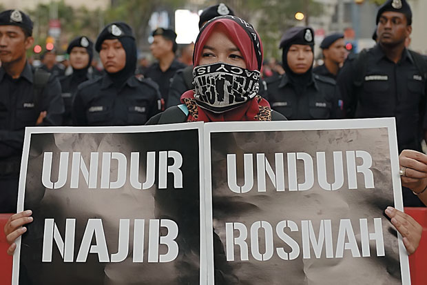 Keuntungan Oposisi di...