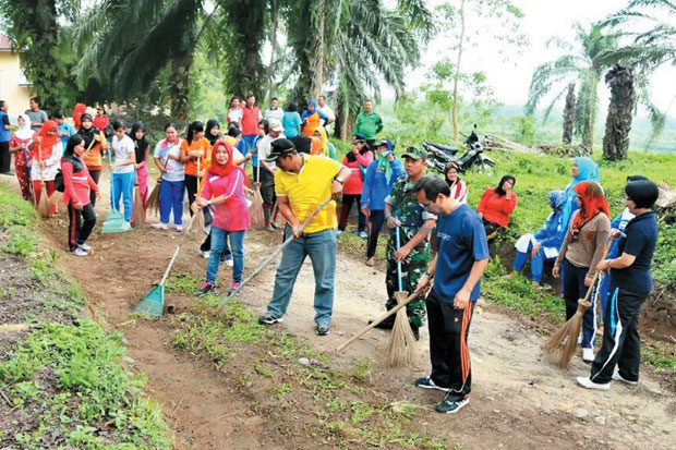 Bupati Ajak Bangkitkan...