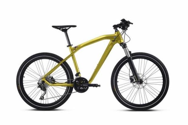 BMW Bikin Sepeda Bernuansa...
