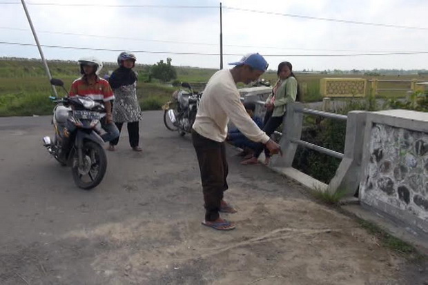 Seorang Pemuda Tewas...