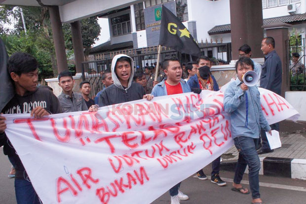 Masyarakat Desak Kejari...