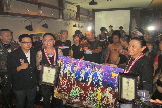 Bandung Ciptakan Rekor...