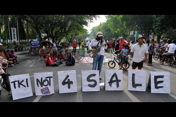 83 TKI Bermasalah di...