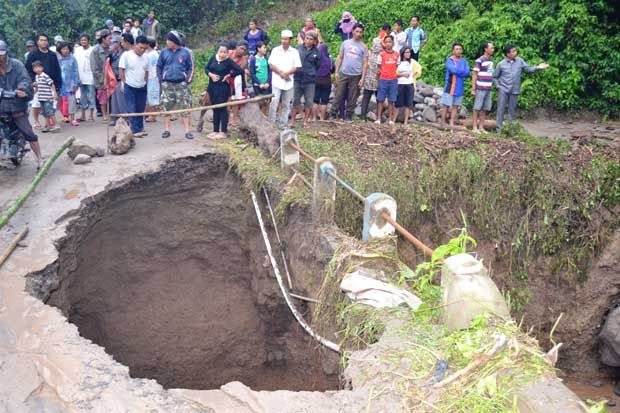 Pembangunan Sarana Penanggulangan...