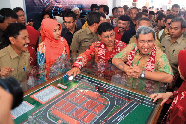 Pasar Batik Trusmi Diproyeksikan...