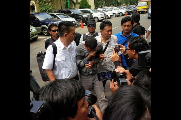 Pembunuh Deudeuh Sempat...