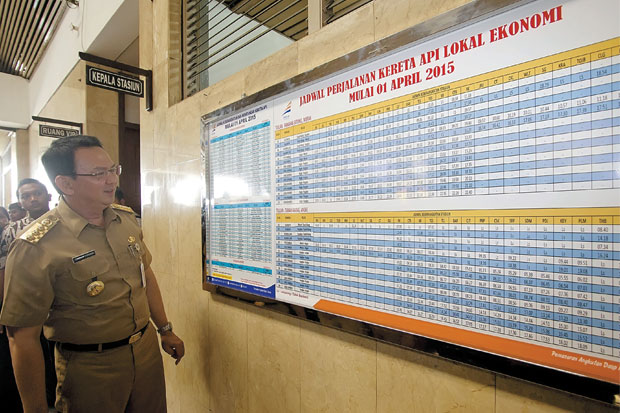 Ahok Ancam Pecat Wali...
