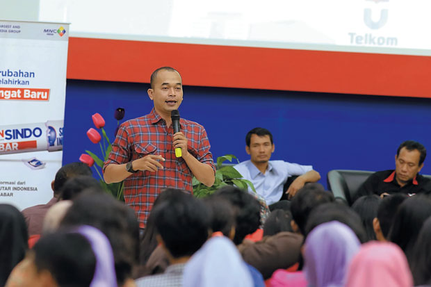 Wartawan Harus Mampu...
