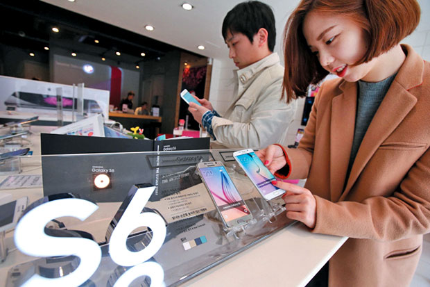 Permintaan Galaxy S6...