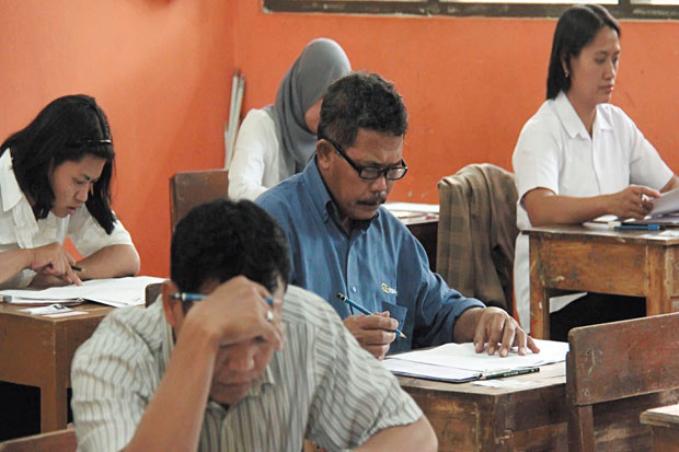 Anak Empat, Suroso Tetap...