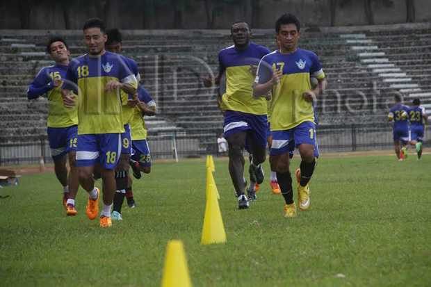 Persegres Nikmati Liburan...