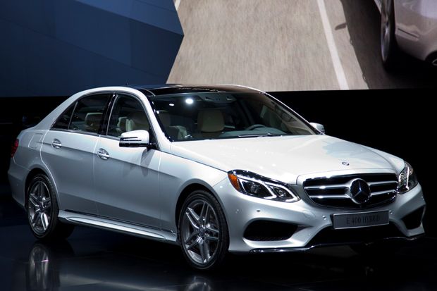 42 Unit Mercedes-Benz...