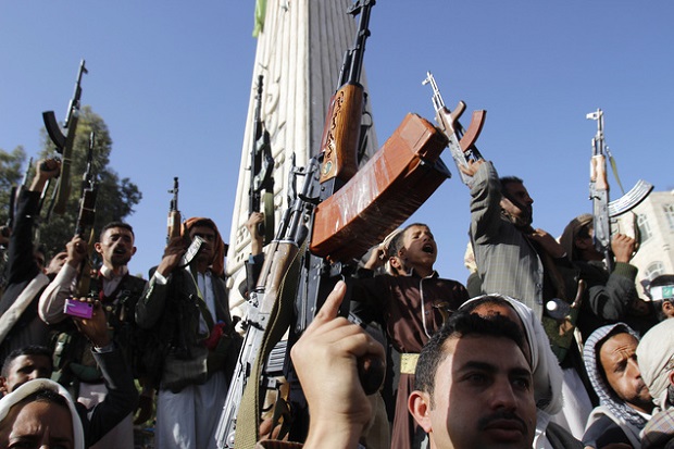 Al-Qaeda Rebut Bandara,...