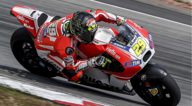 Ducati Rusak, Iannone...