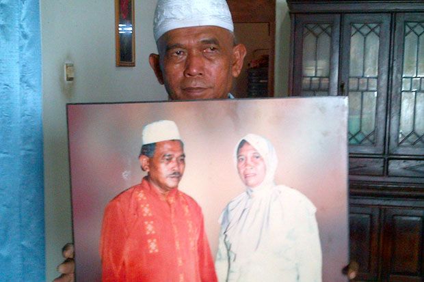 Keluarga Curigai Tukang...