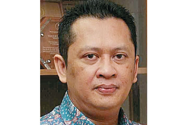 Sibuk Berpolitik, Gagal...