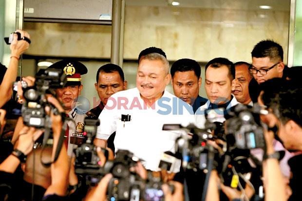 Alex Noerdin Jadi Saksi...