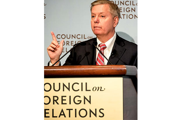 Lindsey Graham Tertarik...