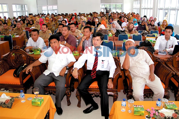 300 Unit Rumah untuk...