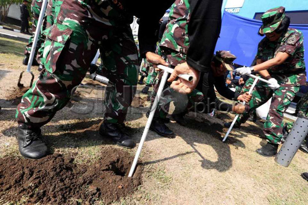 Peringati Hari Bumi,...