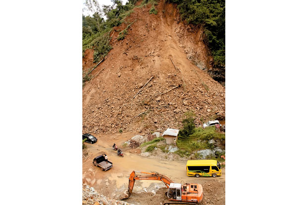 Jalur Pacitan-Ponorogo...
