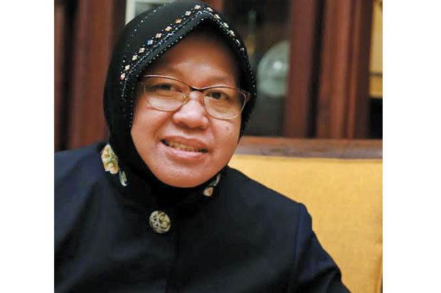 Risma Raih Penghargaan...