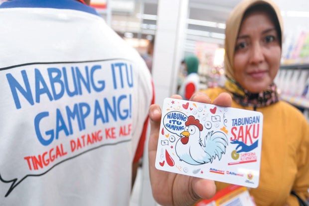 Kini, Menabung Bisa...