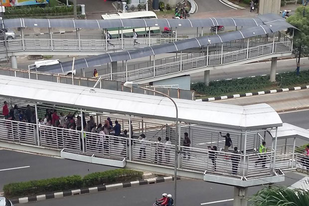 Heboh! Wanita Nekat...