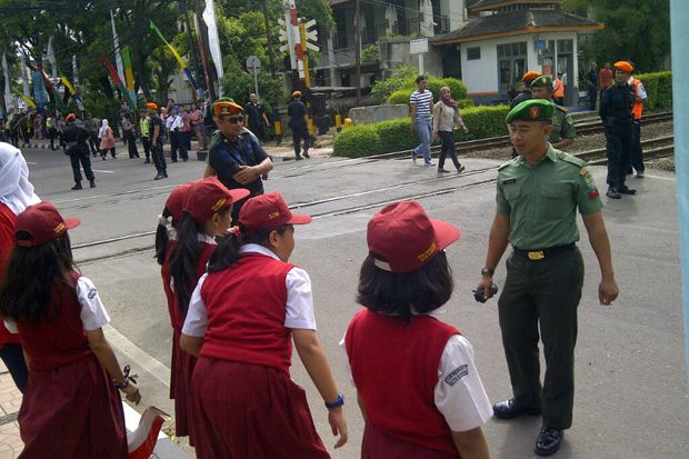 Keakraban Siswa SD dan...