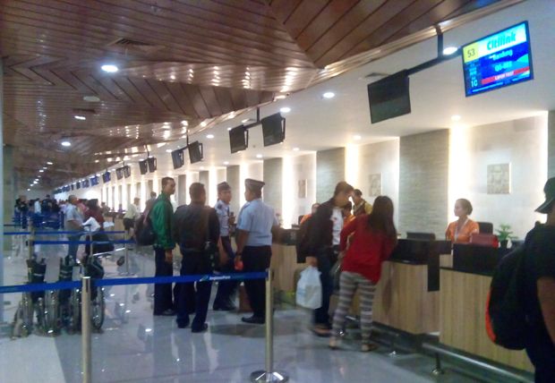 Dua Bandara Indonesia...
