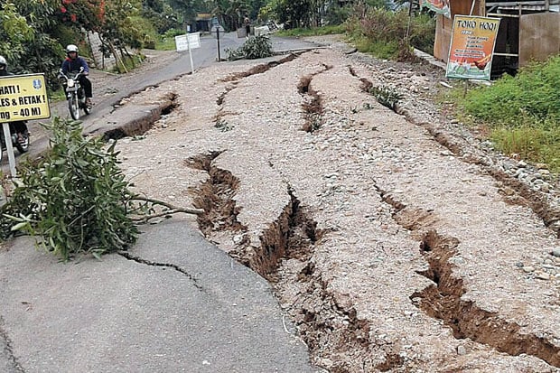 Jalur Utama Pacitan-...