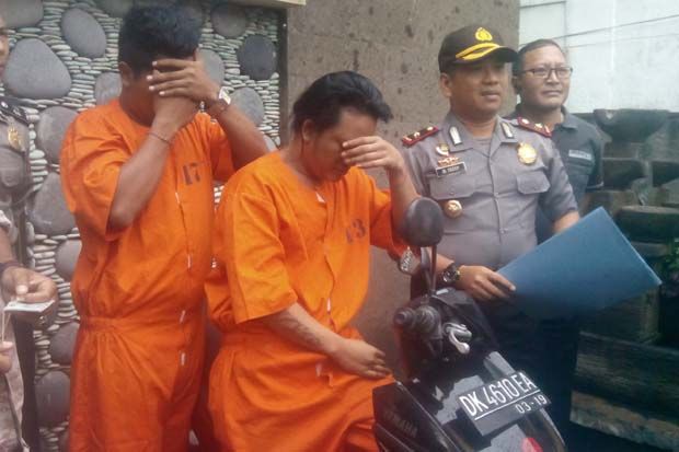 Waria Ini Curi Kalung...