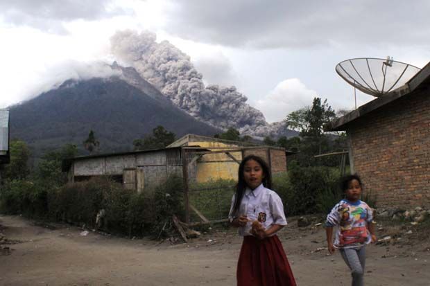 Lagi, Gunung Sinabung...