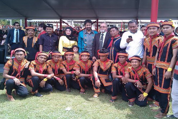 Hadir di HUT Kopassus,...
