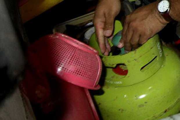 Gas 3 Kg Meledak, 6...