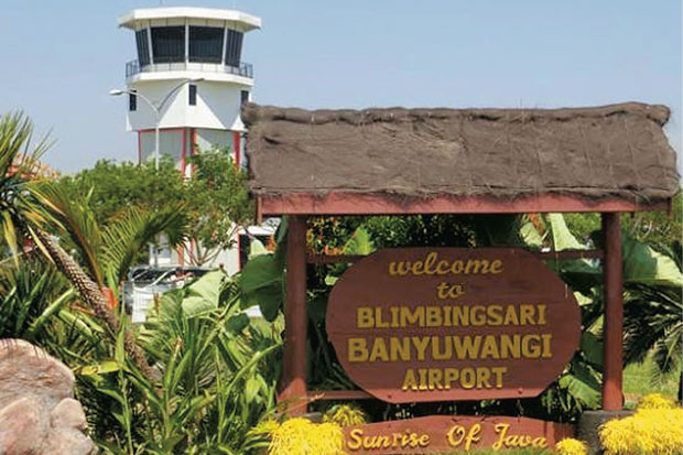 Runway Bandara Blimbingsari...