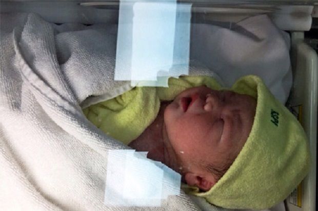 Resmi Jadi Ayah, Tontowi...
