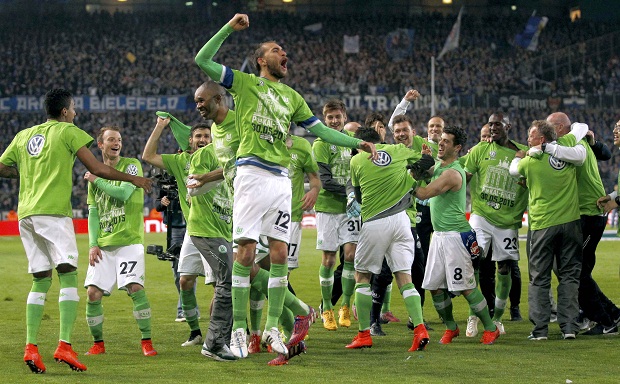 Wolfsburg Tantang Dortmund...