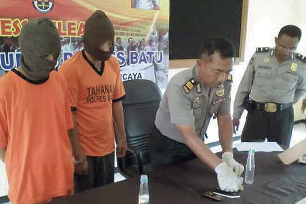 Polisi Cokok Pengedar...