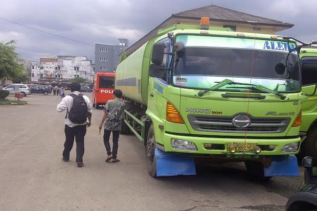 Polisi Amankan Truk...
