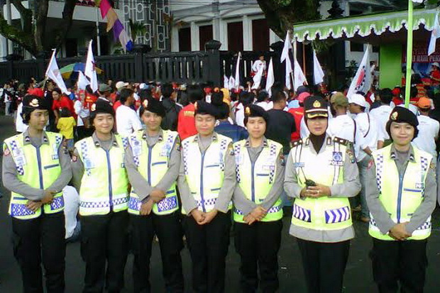 Buruh Malang Gelar Rapat...