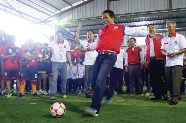 Cari Bibit Muda Potensial...