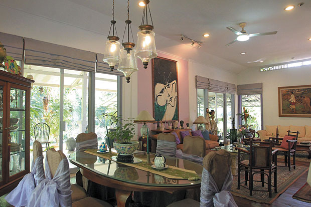 Griya Eclectic Provincial...