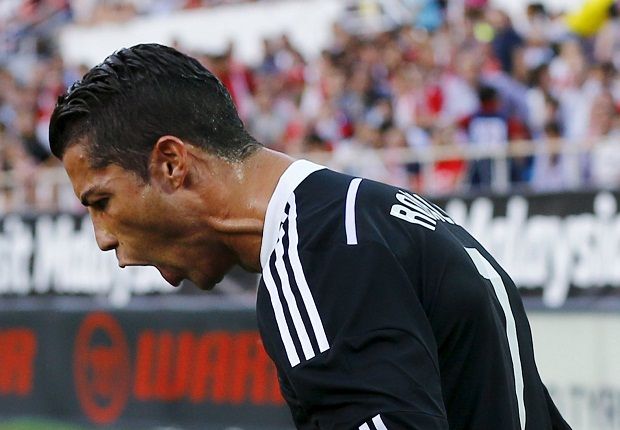 Ronaldo Punya Kepala...