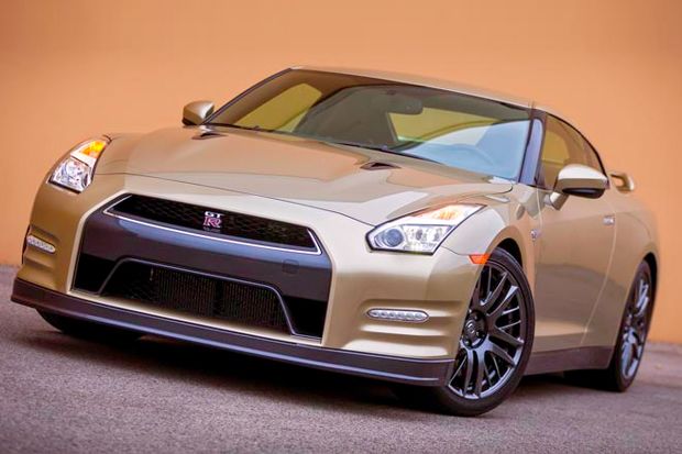 Rayakan 45 Tahun Nissan...