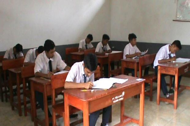 8 Anak Jalani Ujian...