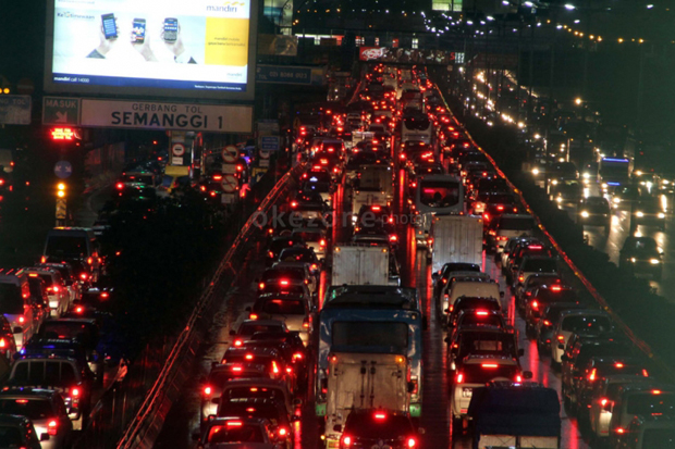 Jaktim Juga Macet Parah