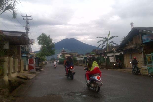 Radius 1 Kilometer dari...