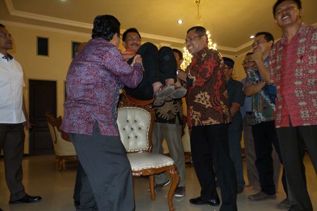 Menperin Disambut Keajaiban...